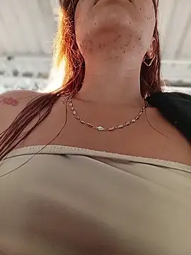 Snapshot of Leticia_Hinkley_ chatting on 06.19.26 Leticia Hinkley online show from 06.19.26