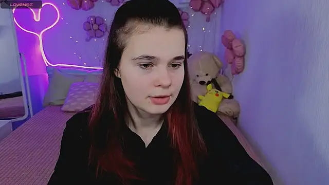 Snapshot of Kacey_Love chatting on 04.09.26 Kacey Love online show from 04.09.26