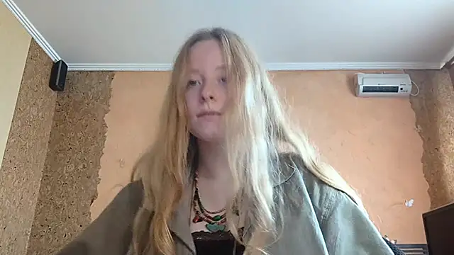 KateVibe 01 online show from 06.17.26