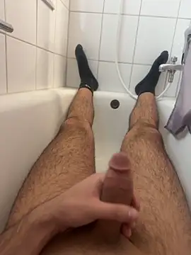 BIGGCOCK20CM online show from 04.13.26