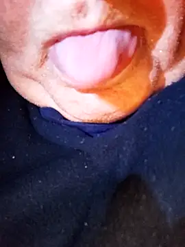 lickboy40 online show from 05.13.26