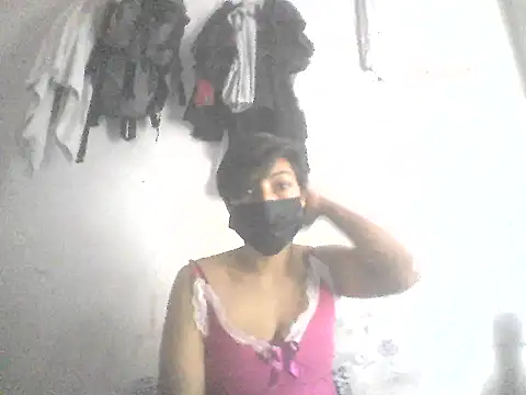 hotty-krtika online show from 04.15.26