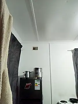 SunKissedDoll online show from 04.17.26