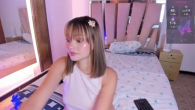 SofyCutee online show from 04.14.26