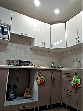 LaliaMia online show from 10.24.25