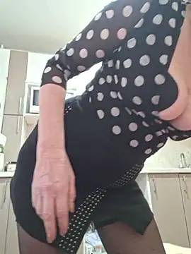 LaliaMia online show from 02.12.26