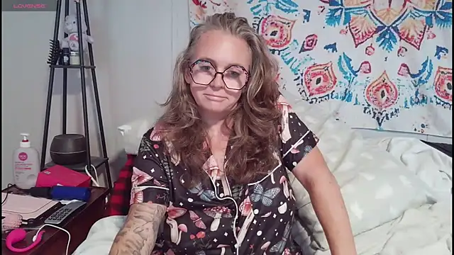 Blondejenn online show from 05.28.26