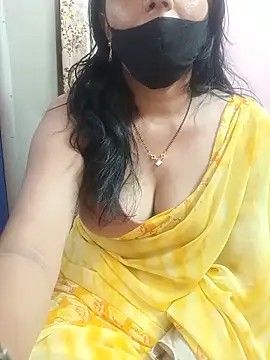 Snapshot of flora-jasmine-telugu chatting on 06.05.26 flora-jasmine-telugu online show from 06.05.26