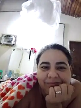 Snapshot of Golositadeamor chatting on 06.04.26 Golositadeamor online show from 06.04.26