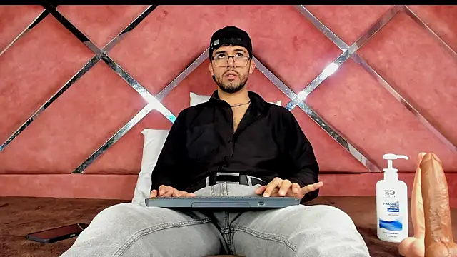 RodrigoColby2 online show from 06.25.26