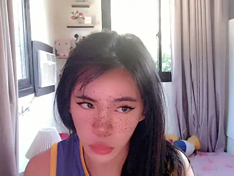 Womanoflove1 online show from 07.04.26