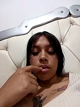 mara-ross online show from 04.07.26