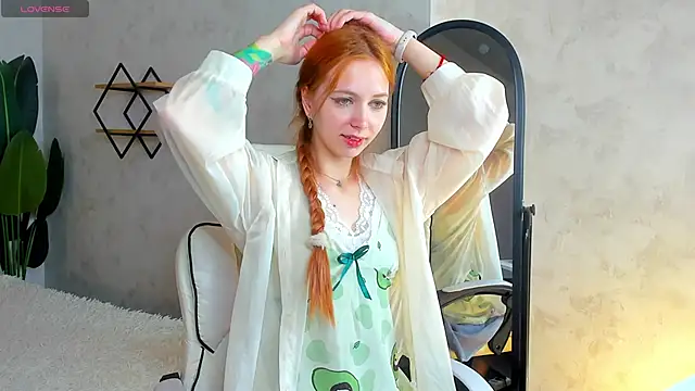 Sienna Nyx online show from 04.16.26