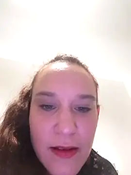 Maggie38 online show from 04.14.26