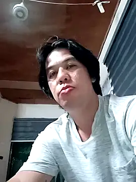 Snapshot of akiramoore chatting on 06.05.26 akiramoore online show from 06.05.26