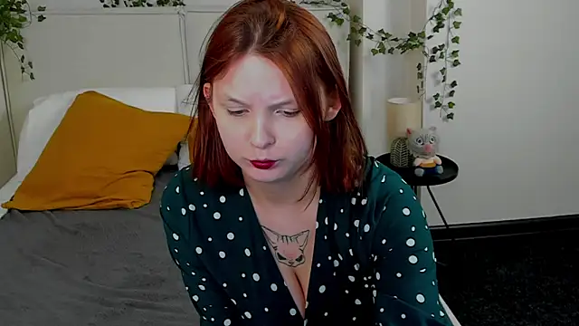 Snapshot of Charlotte_Stee chatting on 06.02.26 Charlotte Stee online show from 06.02.26