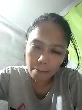 kisses28 online show from 04.06.26