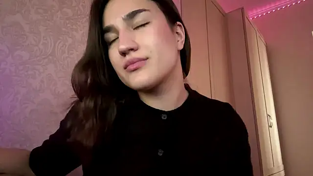 Snapshot of Mary_Nitherson chatting on 04.13.26 Mary Nitherson online show from 04.13.26