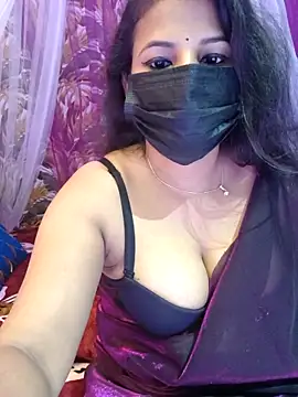 Snapshot of Hot_Alicee chatting on 04.17.26 Hot Alicee online show from 04.17.26