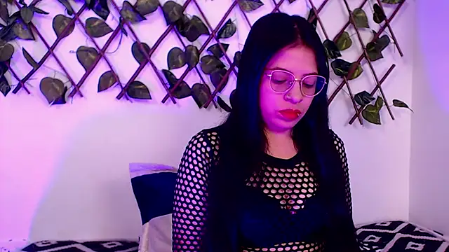 Snapshot of katiagp chatting on 04.09.26 katiagp online show from 04.09.26