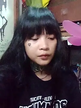 Snapshot of XShihoniLahgi chatting on 04.16.26 XShihoniLahgi online show from 04.16.26