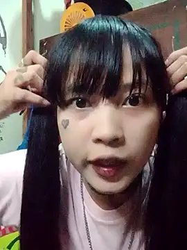 Snapshot of XShihoniLahgi chatting on 05.21.26 XShihoniLahgi online show from 05.21.26