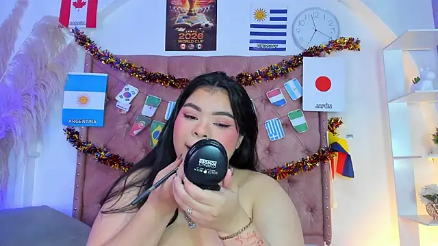 Snapshot of ROSELEI_ chatting on 06.24.26 ROSELEI online show from 06.24.26