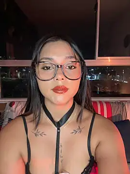 Pocajontas25 online show from 04.13.26