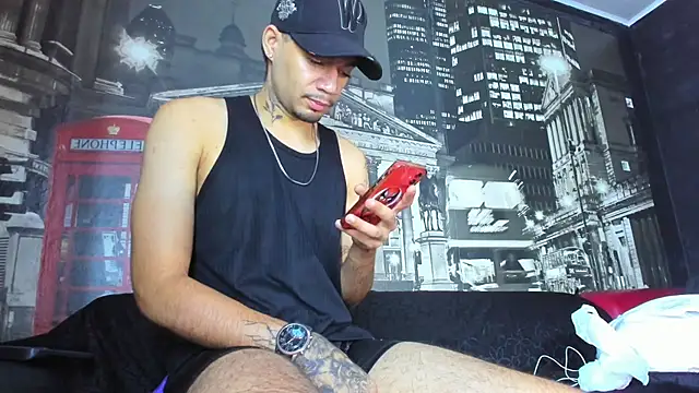 Snapshot of Daniel_huge22 chatting on 06.03.26 Daniel huge22 online show from 06.03.26