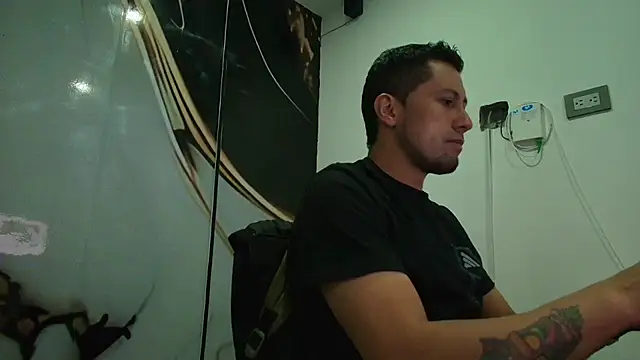 Snapshot of doko_Roxy chatting on 04.13.26 doko Roxy online show from 04.13.26