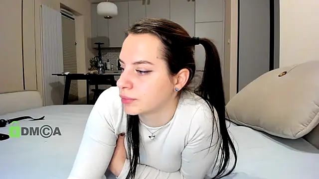 Candy48 online show from 12.12.24