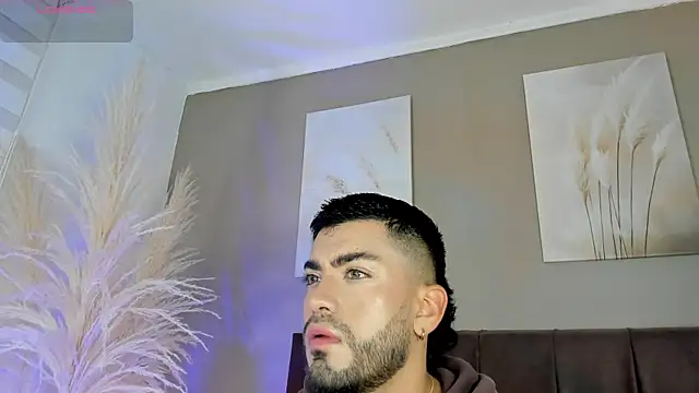 Snapshot of Alexander_Diazz chatting on 07.15.26 Alexander Diazz online show from 07.15.26