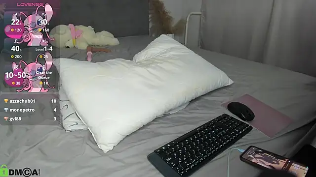 Snapshot of Sew_Sunny chatting on 07.14.26 Sew Sunny online show from 07.14.26