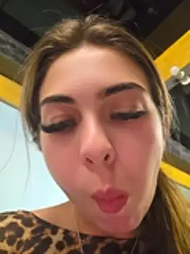 Snapshot of AylinRosee chatting on 06.30.26 AylinRosee online show from 06.30.26