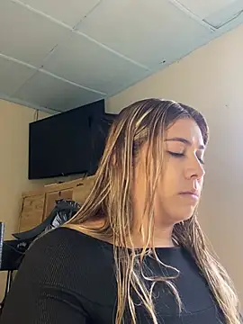  BellaSmith  online show from 06.24.26