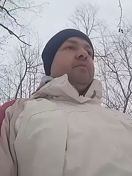 Snapshot of Luceriusbigass chatting on 01.22.25 Luceriusbigass online show from 01.22.25