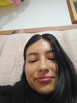 Snapshot of VioletRousee chatting on 07.15.26 VioletRousee online show from 07.15.26