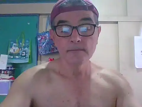 Snapshot of scotty-friends chatting on 06.25.26 scotty-friends online show from 06.25.26