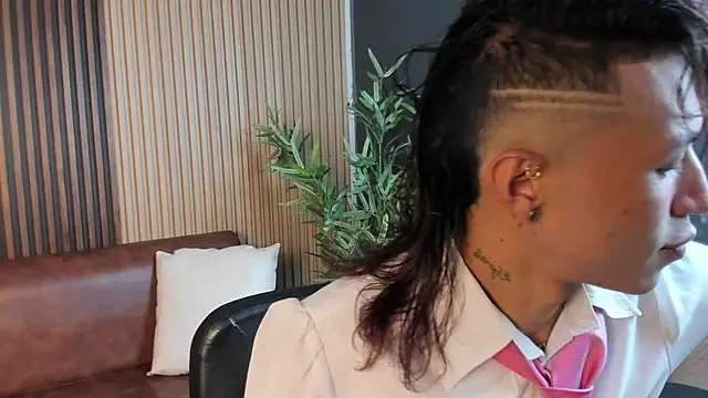 Snapshot of daxonrey chatting on 04.10.26 daxonrey online show from 04.10.26