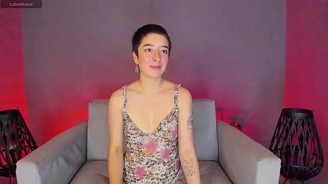 Atheena   online show from 04.14.26