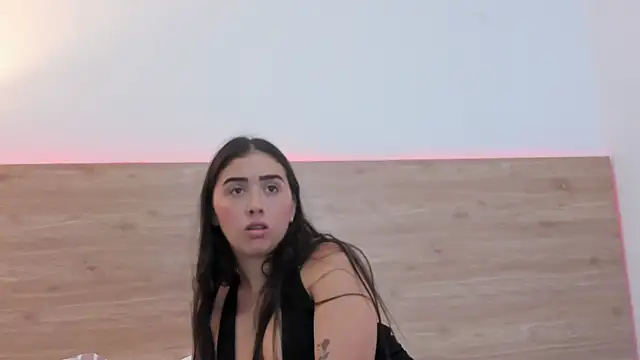 Zoevelvet  online show from 04.08.26