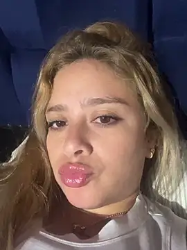 jade06  online show from 04.19.26