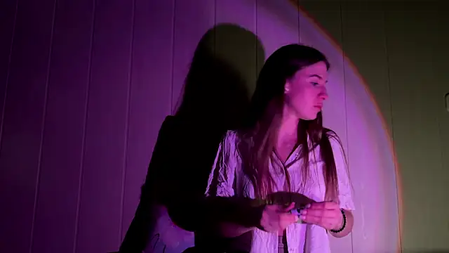 Snapshot of BambiBlush chatting on 04.08.26 BambiBlush online show from 04.08.26