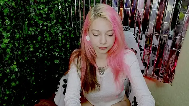 Sansarella online show from 01.23.25