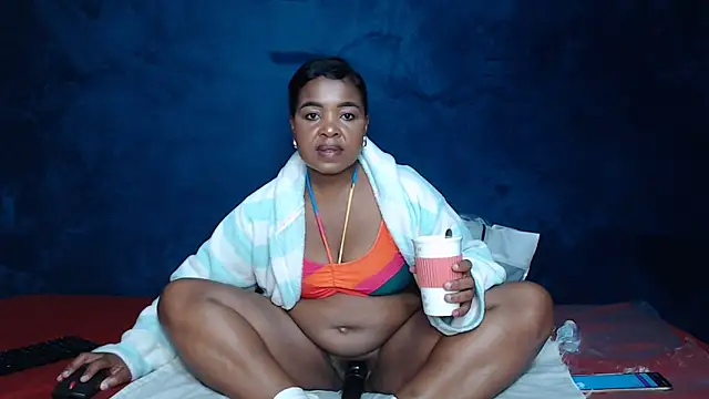 CaramelBaddie16 online show from 06.05.26