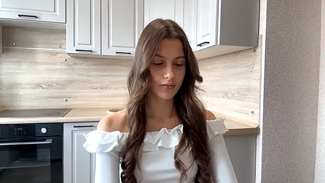 LiseVener online show from 04.14.26