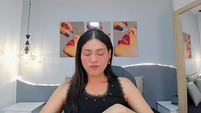 Snapshot of _ValeryCooper chatting on 04.28.26 ValeryCooper online show from 04.28.26