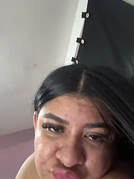 Snapshot of Katty_West chatting on 06.05.26 Katty West online show from 06.05.26