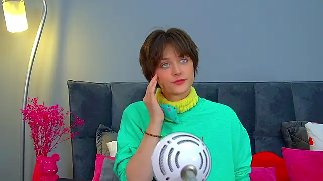 Snapshot of RitaRoses chatting on 04.09.26 RitaRoses online show from 04.09.26