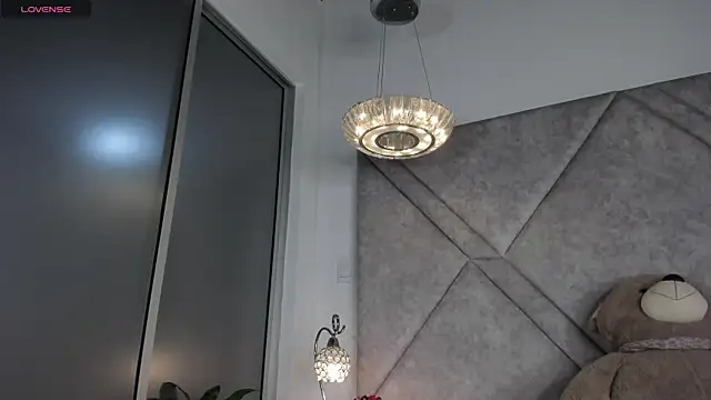 Snapshot of kendall_Milleer chatting on 07.19.26 kendall Milleer online show from 07.19.26